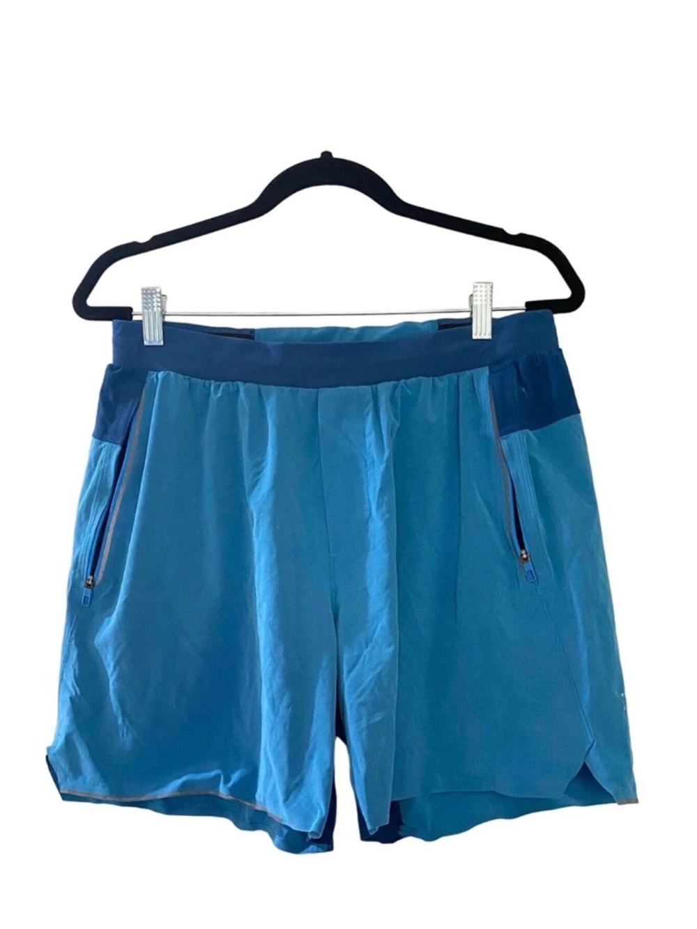 Lululemon Neo Blue Switch Up Shorts Size Small